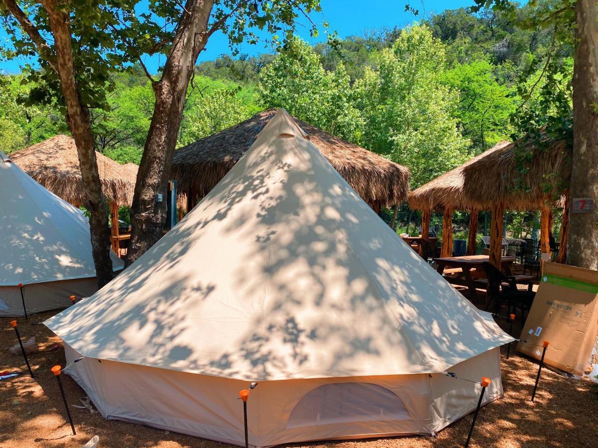 Son'S Guadalupe Glamping Tents - Adorable Riverside Glamping Tents Perfect A Family Getaway! 新布朗费尔斯 外观 照片