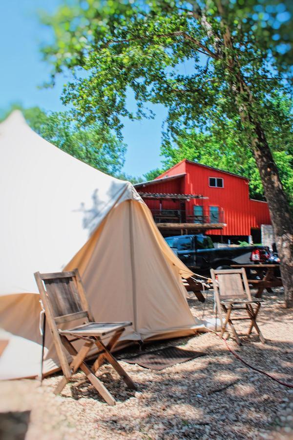 Son'S Guadalupe Glamping Tents - Adorable Riverside Glamping Tents Perfect A Family Getaway! 新布朗费尔斯 外观 照片